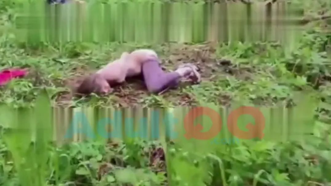 Полное видео наказания русской закладчицы в лесу ⭐ Наказание закладчиц AdultQQ.COM